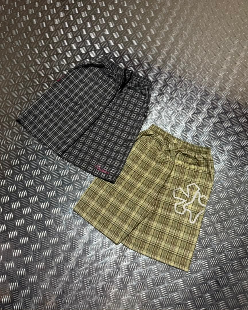 FLANNEL SHORT "PELEKAT"